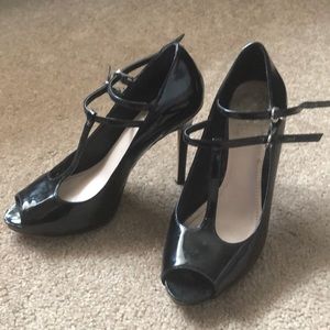 Vince Camuto Mary Jane style peep toe heels